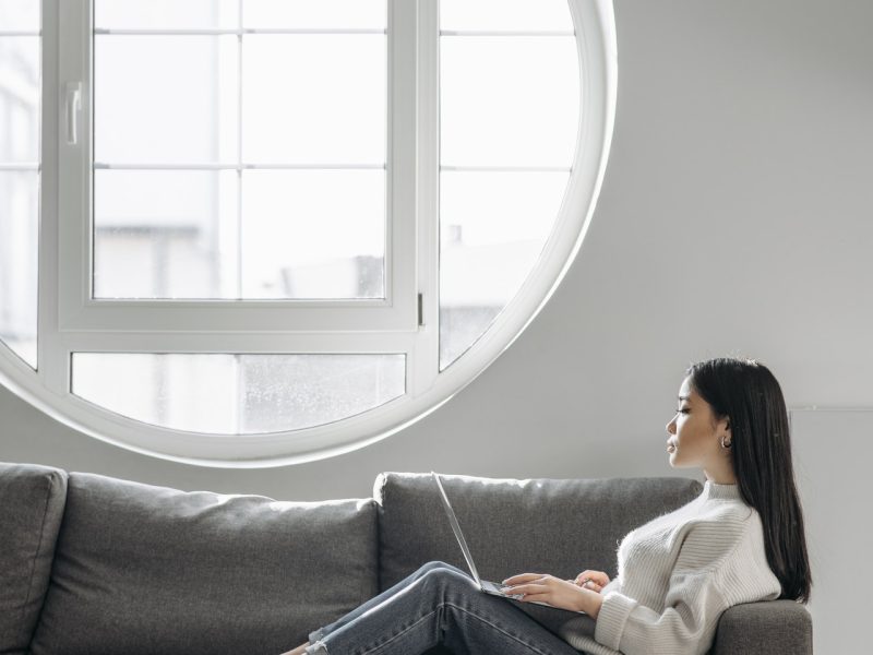 What’s the difference between casement windows and flush casement windows?