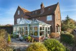 Choosing the Perfect Conservatory for Your Bungalow